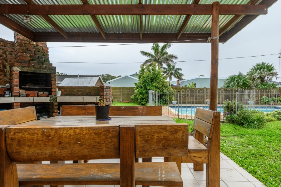 3 Bedroom Property for Sale in Kabega Park Eastern Cape